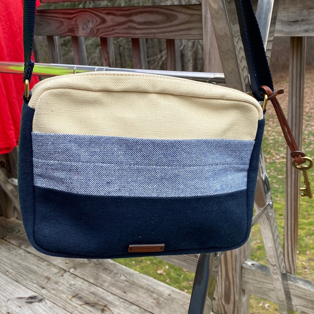 Fossil Adjustable Crossbody Bag Purse